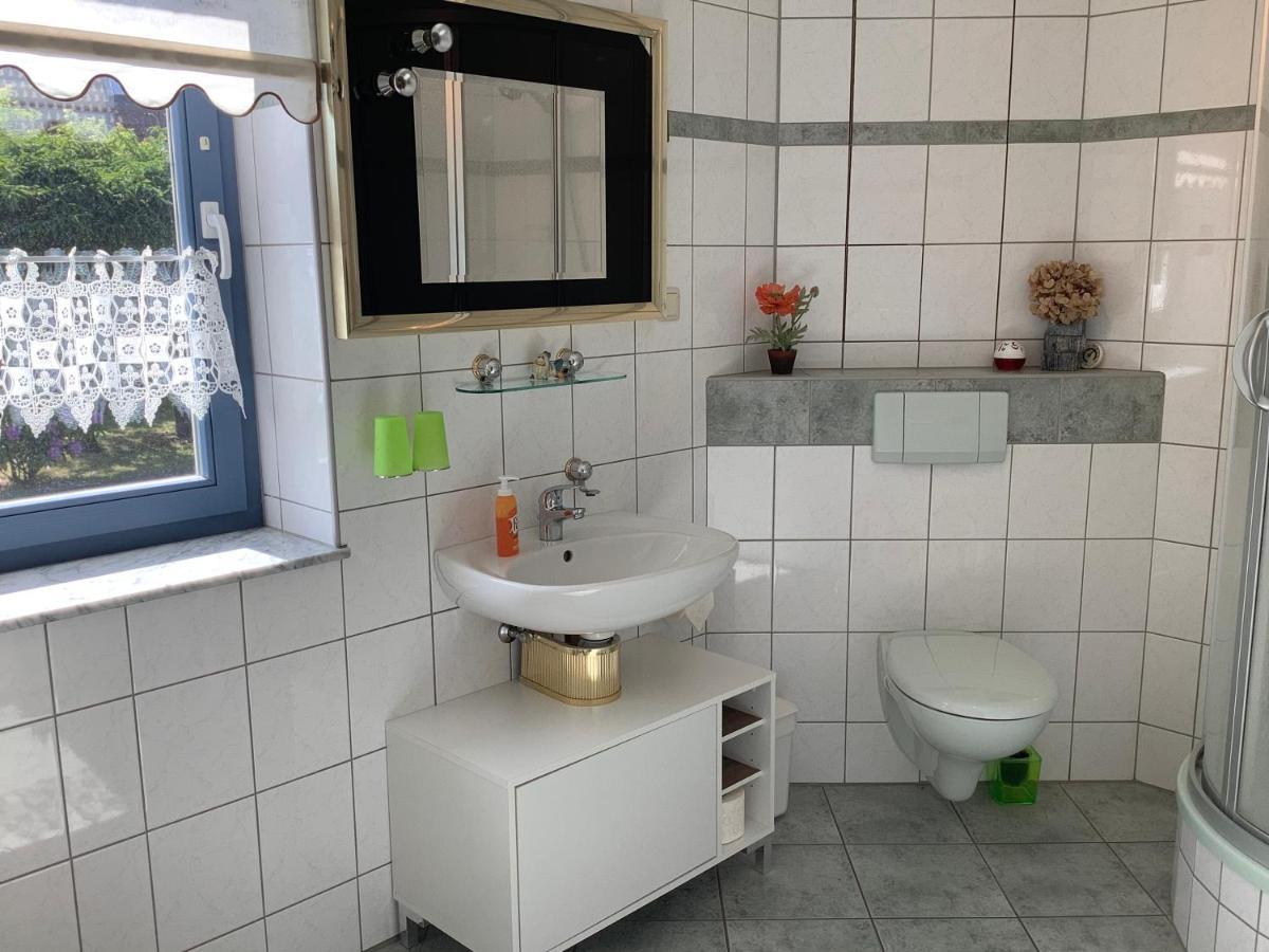 Apartamento Haus Rose Ribnitz-Damgarten Exterior foto