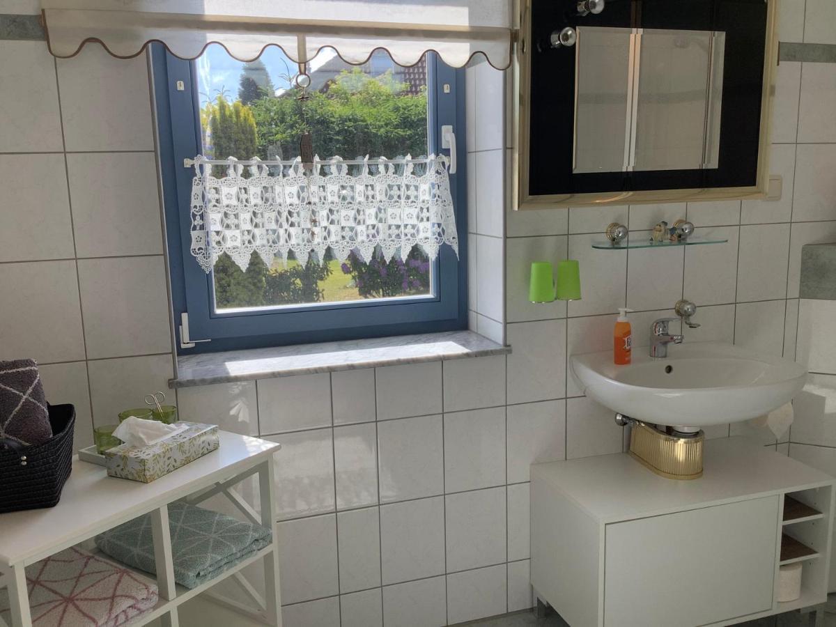 Apartamento Haus Rose Ribnitz-Damgarten Exterior foto